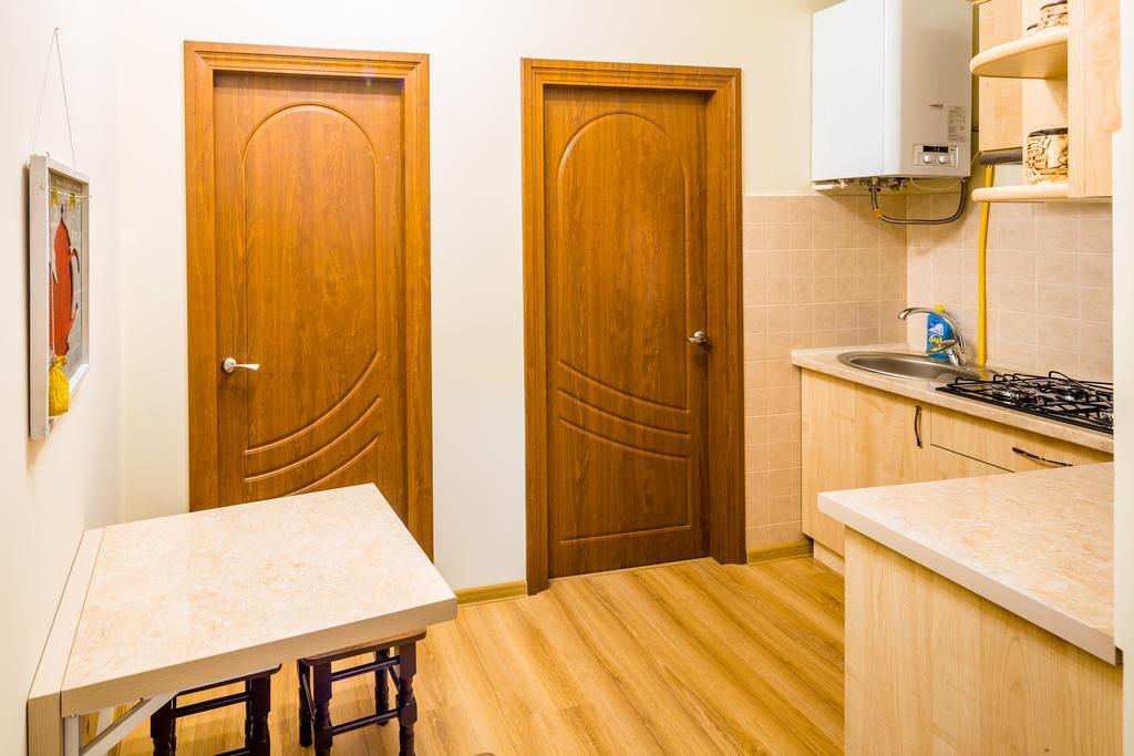 Apartment On Yana Zhizhky Lviv Extérieur photo