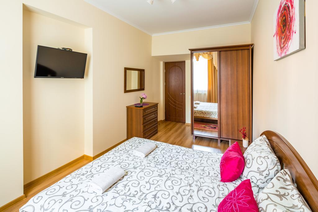 Apartment On Yana Zhizhky Lviv Extérieur photo